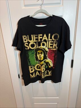 Bob Marley Buffalo Soldier Graphic Tee - Black